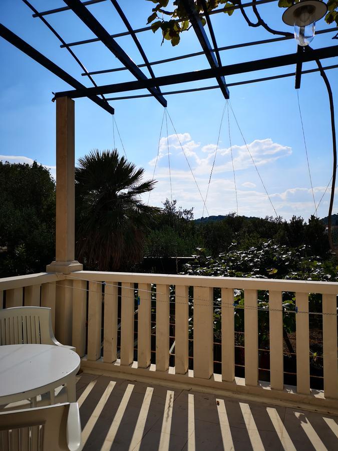 Apartments And Rooms Villa Mir Zaton  Exterior foto