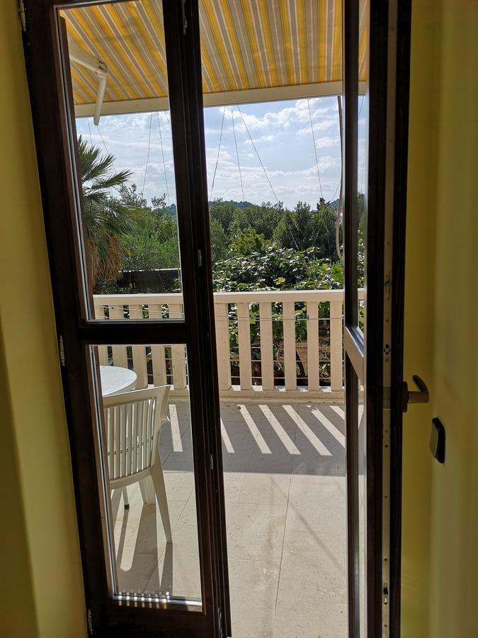 Apartments And Rooms Villa Mir Zaton  Exterior foto
